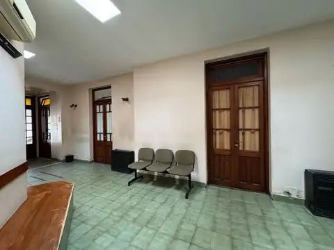 Local en Venta en Campana, USD 170.000