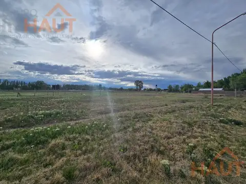 Terreno en Venta en Contralmirante Cordero, USD 14.900