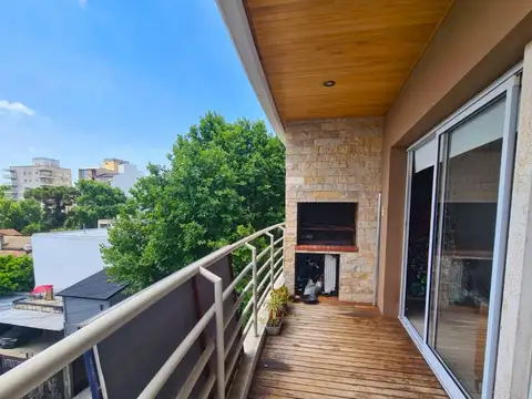 Venta 2 Amb Frente Balcon Parrilla Cochera Villa Ballester