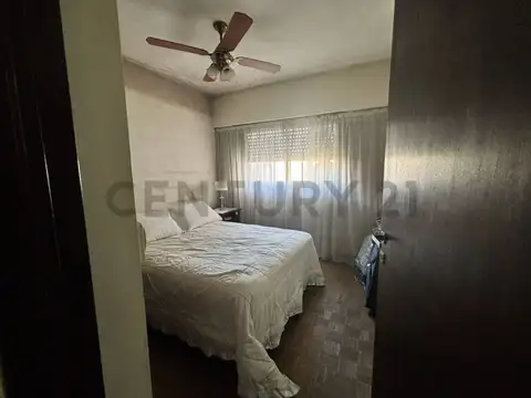 AV CORDOBA 2400, Piso 0