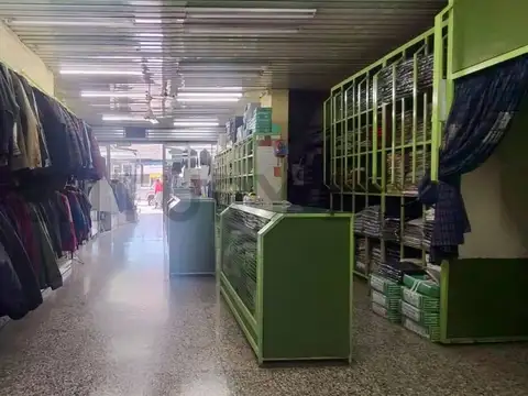 Local en Venta en Gonzalez Catan, USD 350.000