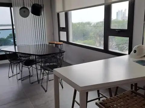 Bv. Avellaneda y Av. Génova