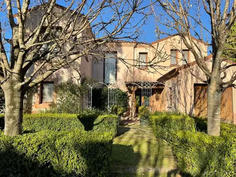 Casa estilo Villa Italiana en alquiler anuañ