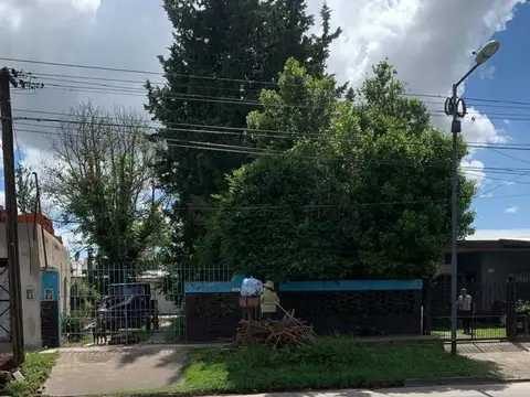 VENTA CASA EN MALVINASARGENTINAS