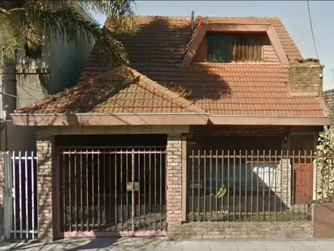 VENTA CASA  4 AMBIENTES BOULOGNE SAN ISIDRO