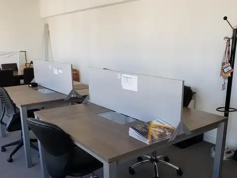 Oficina en Venta con 1 cochera