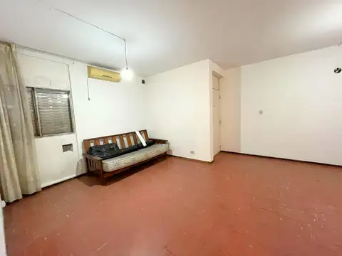 Depto Tipo Casa en Venta de 5 ambientes