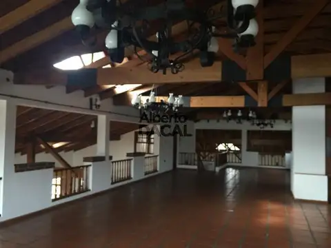 Local en Venta 15 años