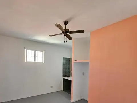 Departamento en Alquiler en Lomas Del Mirador, $ 500.000