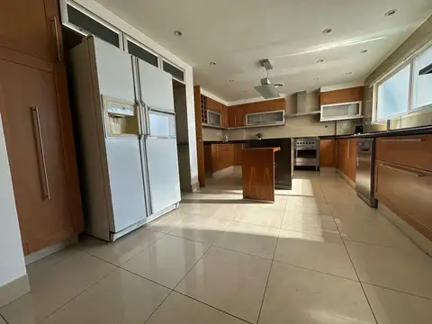 Departamento en Venta de 5 ambientes