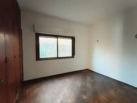 VENTA PH TIPO CASA AMPLIO Y CON JARDIN - HAEDO