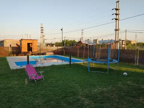 HERMOSA CASA 2 DORMITORIOS BARRIO PUNTA CHACRA - ALQUILER PERMANENTE.