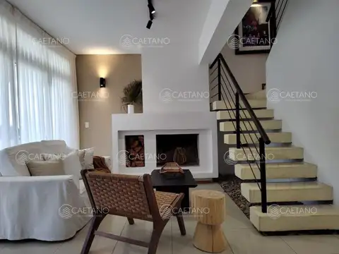 Venta casa en Manantiales 3 dormitorios