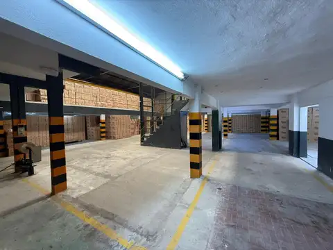 Galpón industrial en Quilmes - Excelente Oportunidad
