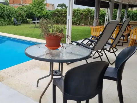 VENTA CASA 6 AMBIENTES ESCOBAR LOMA VERDE