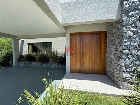 Casa en Venta 1 año