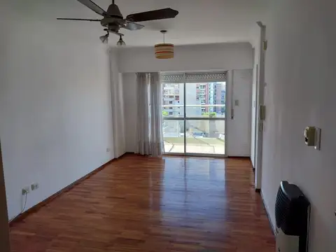 Alquiler departamento 1 dormitorio con balcón barrio Abasto, Rosario