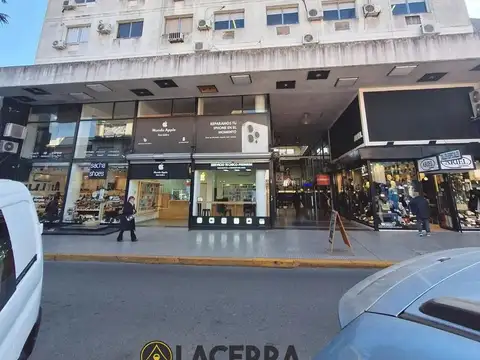 Local en Venta 60 años
