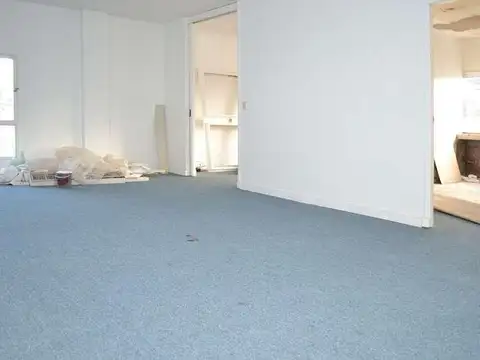 Oficina 2 ambientes con 1 baño