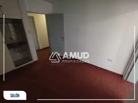 Oficina en Alquiler en Centro, $ 150.000