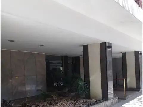 YERBAL 2100, Piso 11