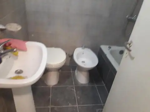 Depto Tipo Casa en Venta 60 años