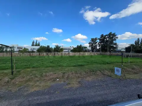 Terreno en Venta 15  mts Frente