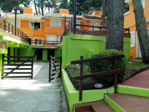 Depto Tipo Casa en Venta de 2 ambientes