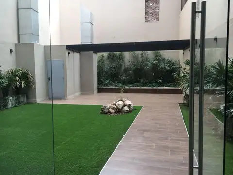 PACHECO DE MELO JOSE A. 2100, Piso 3