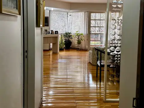 Departamento 5 ambientes con 3 baños