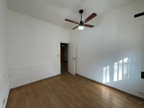 Departamento tipo casa 3 amb (Planta Baja)   en Alquiler   Lomas del Mirador