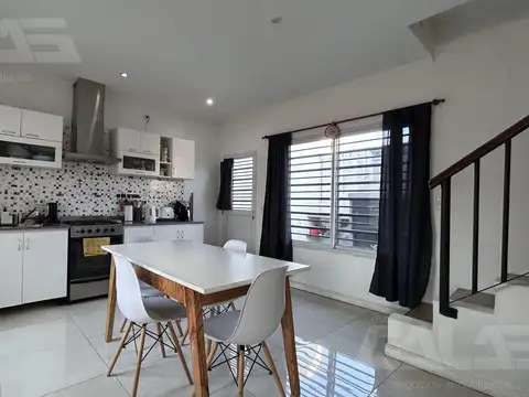 Depto Tipo Casa en Venta 5 años