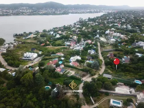 Vendo Terreno- Villa del Lago, Carlos Paz