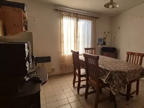 Se vende casa con depto en Villa Cornú Anexo!