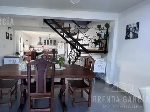 Casa  En Dos Planta En Venta - San José Entre Ríos.