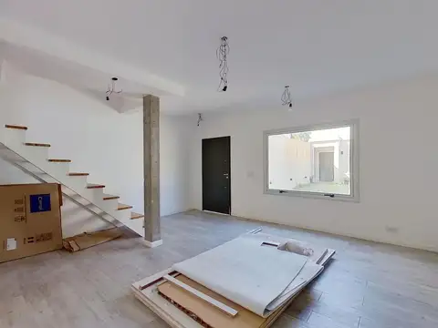Casa en Venta con 1 cochera