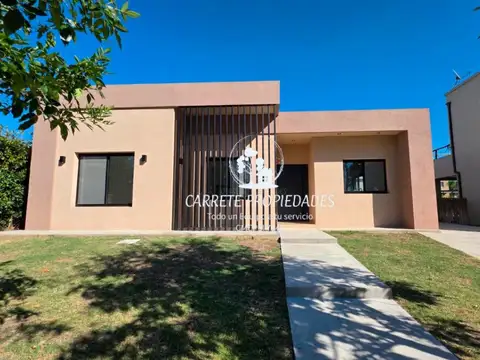 Casa en Venta 5 ambientes. Lista para Mudarte. Barrio Santa Elena. Pilar