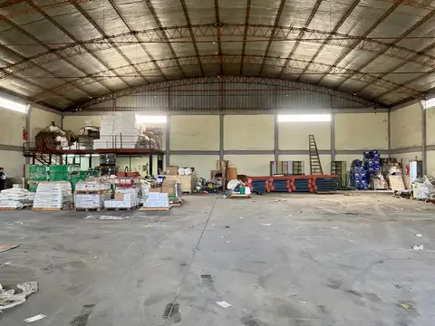 Galpon en Alquiler en Burzaco, USD 8.000