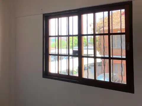 SARGENTO CABRAL 1600