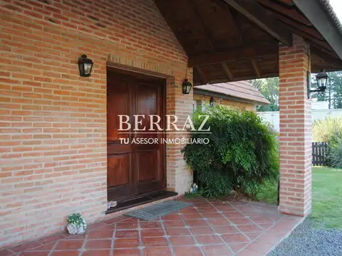 Casa 5 ambientes con 2 baños