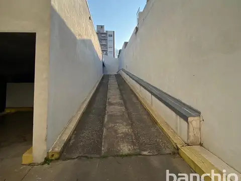 Venta Cochera  En Lourdes