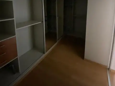 Departamento 6 ambientes con 5 baños