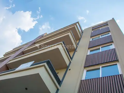 Venta departamento 2 ambientes con cochera en Haedo Sur (4°C).