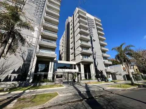 Exclusivo Edificio Antu ,Departamento de dos ambientes   CON COCHERA  