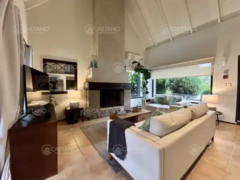 Venta casa de 3 dormitorios y 2 baños dependencia barbacoa y piscina en rincón del indio