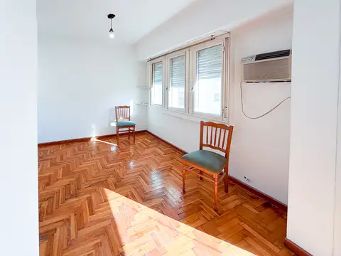 Departamento en Venta en Barrio Parque, USD 112.000