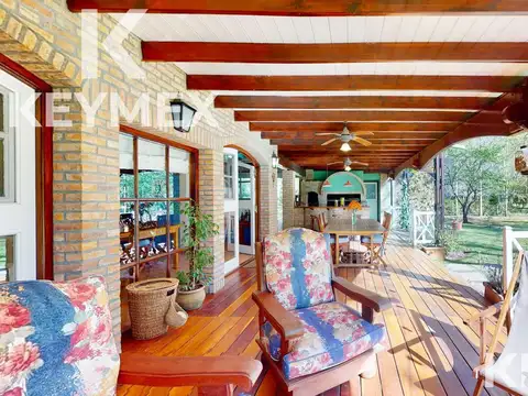 VENTA DE CASA DE 4 DORMITORIOS EN CAMPOS DE ROCA