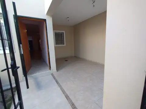 Casa en Alquiler de 1 dormitorio