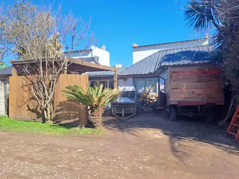 VENTA CASA 2 AMBIENTES  OPORTUNIDAD  COUNTRY RODA BAJAS EXPENSAS GALERIA QUINCHO PARRILLA PATIO