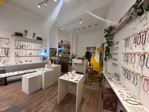 Local en  Plaza San Martìn, 4 x 9 Oportunidad Inversores